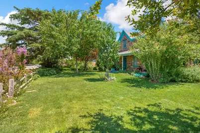 10 N Ash Dr, Toquerville, UT 84774 - Photo 4