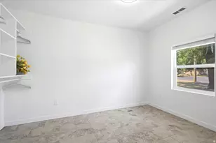 543 W Lake St, Ogden, UT 84401 - Photo 14