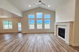 718 S 3500 W, West Weber, UT 84401 - Photo 8