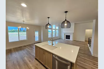 718 S 3500 W #218, West Weber, UT 84401 - Photo 10