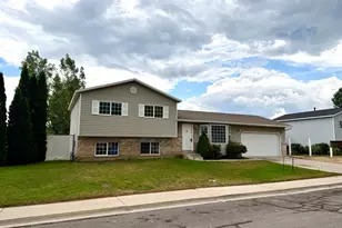 2731 E 1600 S, Spanish Fork, UT 84660 - Photo 2