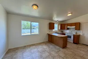 2731 E 1600 S, Spanish Fork, UT 84660 - Photo 10