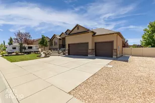 3739 S 3525 W, West Haven, UT 84401 - Photo 2
