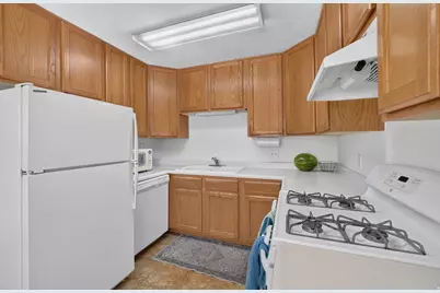 529 N 790 E #110, Provo, UT 84606 - Photo 10