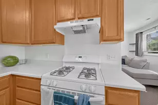 529 N 790 E, Provo, UT 84606 - Photo 12