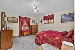 10703 S Dimple Dell Dr E, Sandy, UT 84092 - Photo 32
