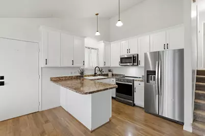 1206 E Moss Cir, Midvale, UT 84047 - Photo 10