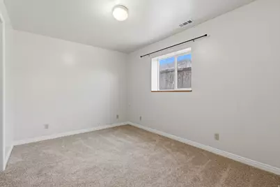1206 E Moss Cir, Midvale, UT 84047 - Photo 22