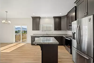 7306 N Clear Way, Eagle Mountain, UT 84005 - Photo 12