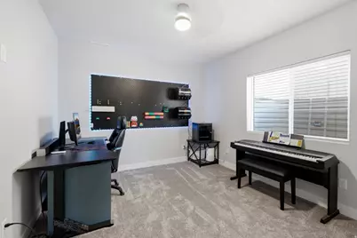 4261 E Center Point St N, Eagle Mountain, UT 84005 - Photo 32