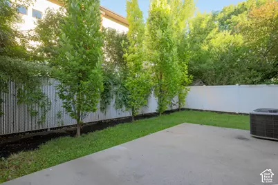 2991 S Connor St E, Salt Lake City, UT 84109 - Photo 10