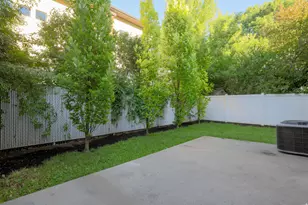 2991 S Connor St E, Salt Lake City, UT 84109 - Photo 10