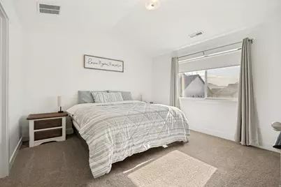 1028 N Freeman Dr, Saratoga Springs, UT 84045 - Photo 12