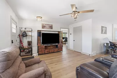 267 E Poplar Ct, Garland, UT 84312 - Photo 2