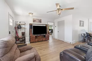 267 E Poplar Ct, Garland, UT 84312 - Photo 2