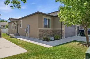 748 S 150 E, Smithfield, UT 84335 - Photo 2