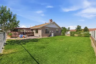 5660 N 1400 W, Winchester Hills, UT 84770 - Photo 40