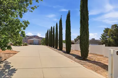 5660 N 1400 W, Winchester Hills, UT 84770 - Photo 36