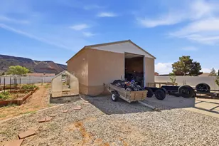5660 N 1400 W, Winchester Hills, UT 84770 - Photo 38