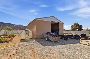 5660 N 1400 W, Winchester Hills, UT 84770 - Photo 38