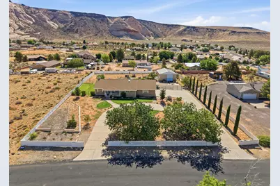 5660 N 1400 W, Winchester Hills, UT 84770 - Photo 48