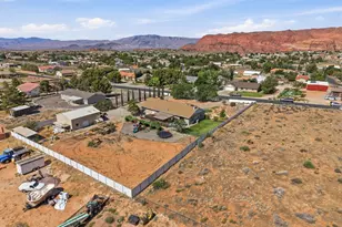 5660 N 1400 W, Winchester Hills, UT 84770 - Photo 54