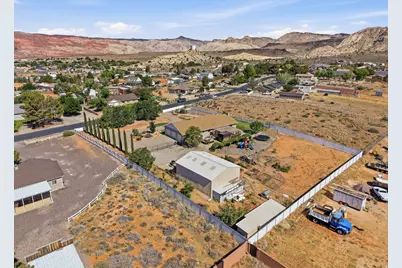 5660 N 1400 W, Winchester Hills, UT 84770 - Photo 52