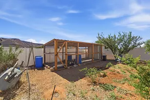 5660 N 1400 W, Winchester Hills, UT 84770 - Photo 46
