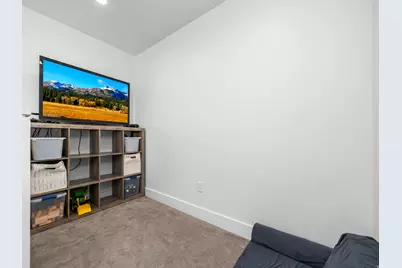 584 W 620 N, Centerville, UT 84014 - Photo 16