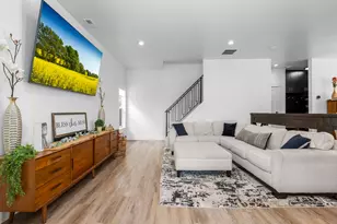 584 W 620 N, Centerville, UT 84014 - Photo 12