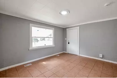 982 S Grant Ave E, Ogden, UT 84404 - Photo 10