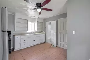 982 S Grant Ave E, Ogden, UT 84404 - Photo 4