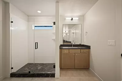 1073 W 880 Ln S #30, Woods Cross, UT 84087 - Photo 16