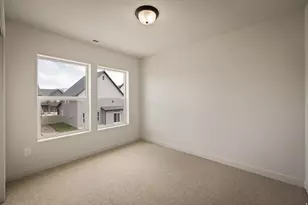 1073 W 880 Ln S, Woods Cross, UT 84087 - Photo 14