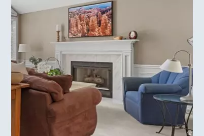 6931 S Knudsen Mill Cir, Cottonwood Heights, UT 84121 - Photo 8