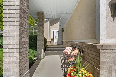 6931 S Knudsen Mill Cir, Cottonwood Heights, UT 84121 - Photo 4