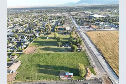 1145 N 2000 W, Clinton, UT 84015 - Photo 1