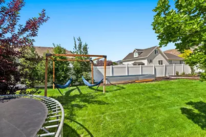 693 E 480 S, Hyrum, UT 84319 - Photo 40
