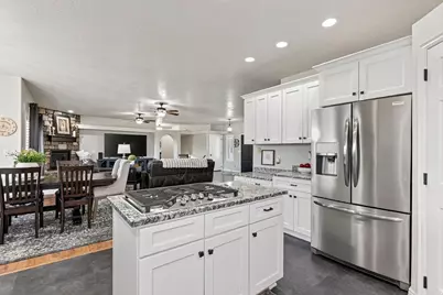 420 S Mesa Hills Dr, Cedar City, UT 84720 - Photo 16