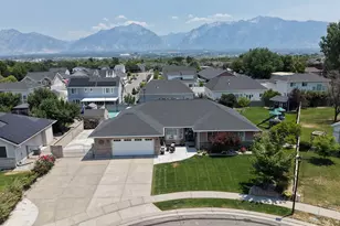 9521 S 1860 W, South Jordan, UT 84095 - Photo 4