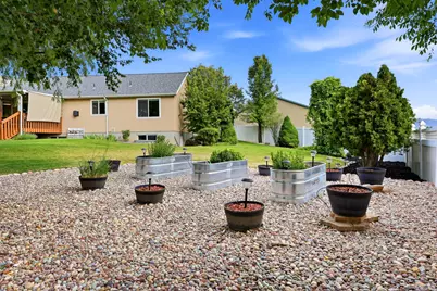 10218 S Sandy Willows Cv, Sandy, UT 84070 - Photo 46