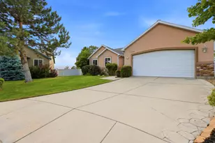 10218 S Sandy Willows Cove, Sandy, UT 84070 - Photo 2