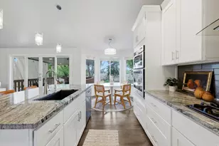 10218 S Sandy Willows Cove, Sandy, UT 84070 - Photo 14