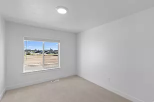 2261 W 1400 N, Farr West, UT 84404 - Photo 20