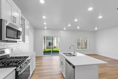 2261 W 1400 N, Farr West, UT 84404 - Photo 10