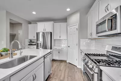 3269 W 650 N, Layton, UT 84041 - Photo 10