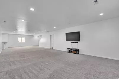 3269 W 650 N, Layton, UT 84041 - Photo 20