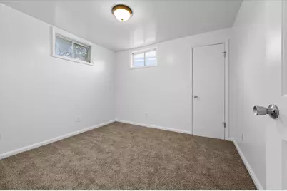 185 E South Weber Dr, South Weber, UT 84405 - Photo 34