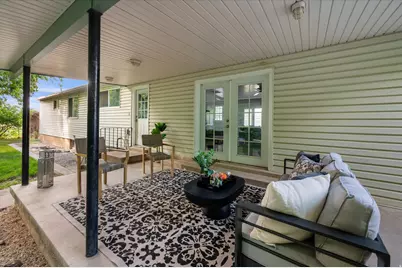 185 E South Weber Dr, South Weber, UT 84405 - Photo 42