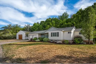 185 E South Weber Dr, South Weber, UT 84405 - Photo 1